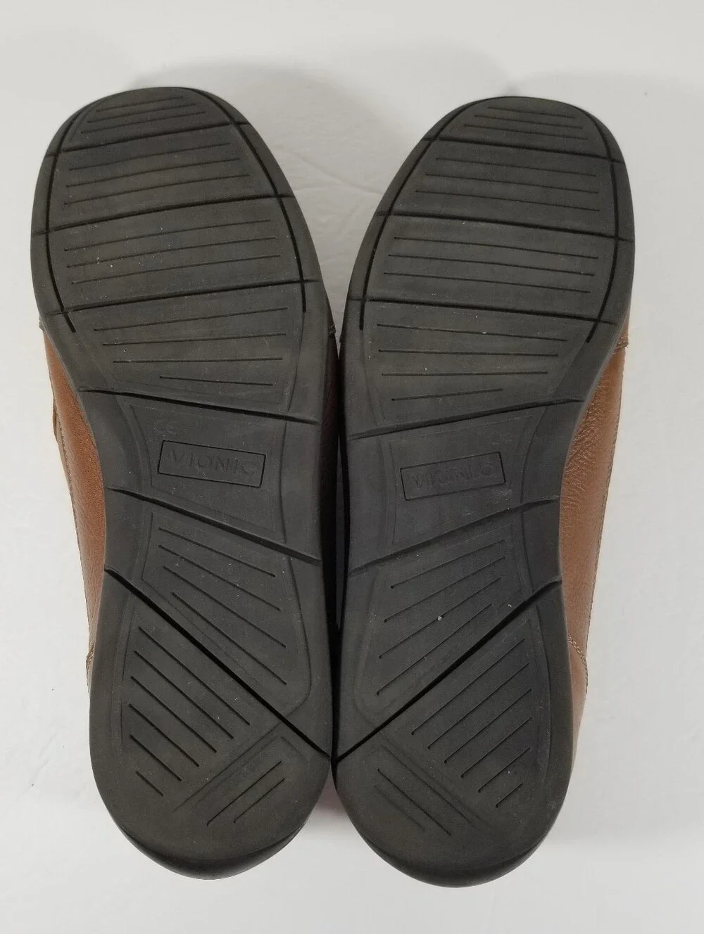 Vionic preston shoes